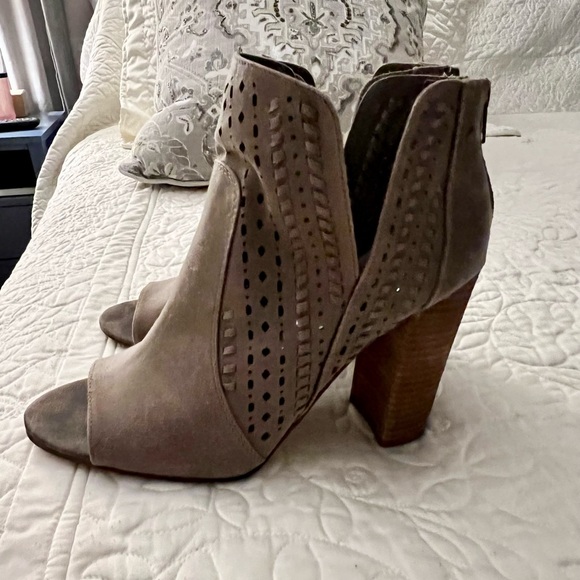 Carlos Santana taupe open toe ankle booties. Only worn once or twice. - Picture 2 of 4